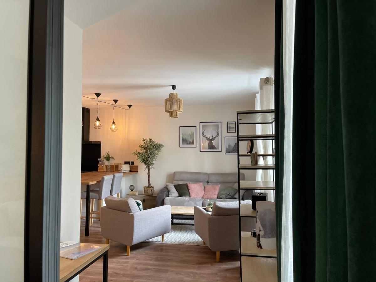 Appartement Tout Confort Haut De Gamme En Plein Centre Ville Gérardmer Exteriér fotografie