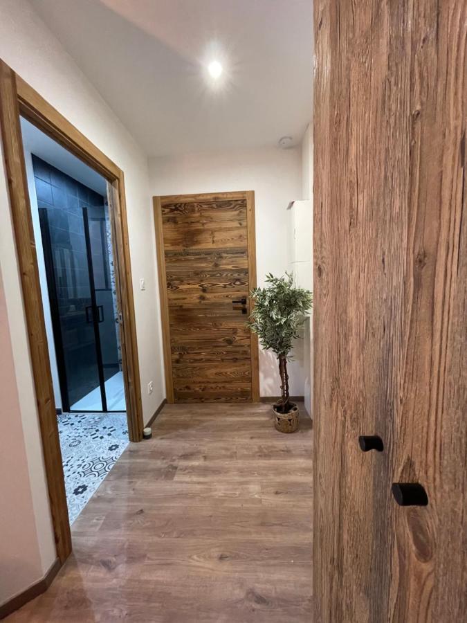 Appartement Tout Confort Haut De Gamme En Plein Centre Ville Gérardmer Exteriér fotografie